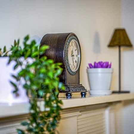 Guestready - Elegant Space Near Holyrood Park Edinburgh Bagian luar foto