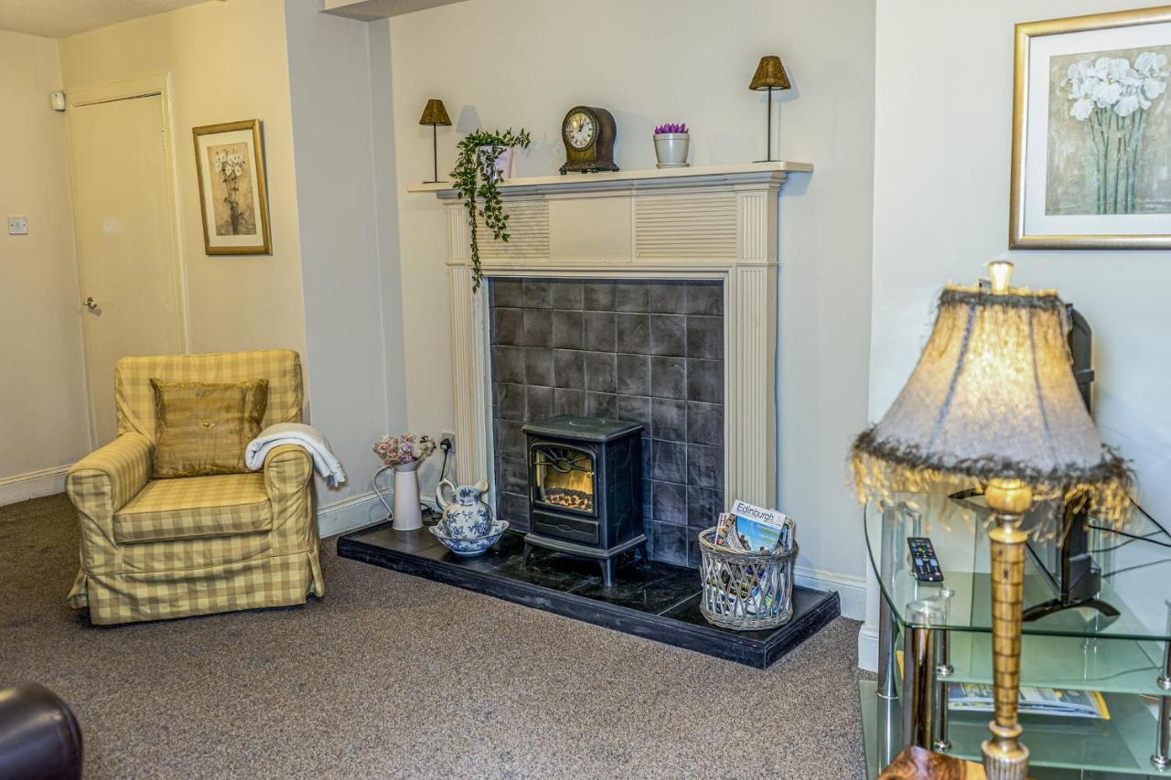 Guestready - Elegant Space Near Holyrood Park Edinburgh Bagian luar foto